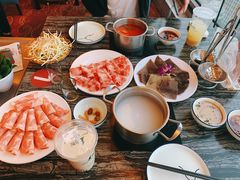 -云中捞高空旋转餐厅(商茂世纪广场店)