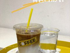 牪拿铁-YECLIP COFFEE黄色回形针咖啡