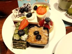 -四海一家自助餐(益田假日广场店)