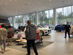-浙江中升裕迪奥迪4S店(西溪店)