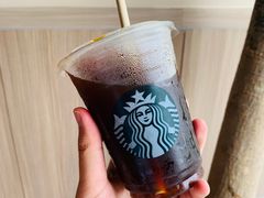 -星巴克(西藏路店)