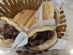 -闫家驴肉老店(华电一校店)