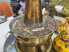 炭火牦牛肉汤锅-野菌王牦牛肉汤锅