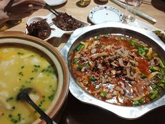 -兔行天下-鸿鹤鲜锅兔(中海国际店)