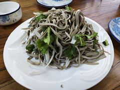 -溢心园香河肉饼总店