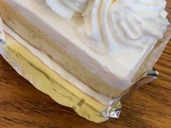 鲜奶小方蛋糕-老大昌(淮海中路店)