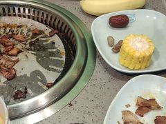 -金滏山烤肉·海鲜·火锅自助餐厅(襄阳万达店)
