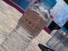 201109105575-裕景大饭店