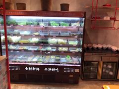 -小蛮椒麻辣烫·麻辣拌(青浦宝龙店)
