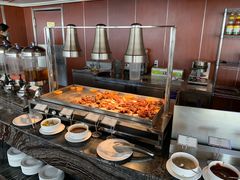 自助取餐区-汇泉王朝大饭店-旋转餐厅(南海路店)