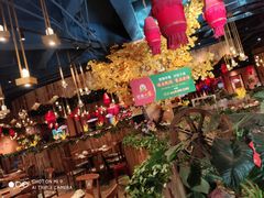 -老滇山寨•云南特色菜•地方菜•民族风情歌舞表演(金碧店)