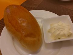 餐前面包-红房子西菜馆(淮海中路店)
