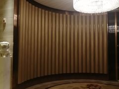 -广州万富希尔顿酒店·感趣自助餐厅·金秋蟹宴生蚝海鲜刺身烧烤