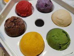 -哈根达斯(上海金山店)