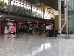 -东荟城名店仓