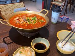 -张翻越·川渝冒菜·武汉黑鸭煲(城北万象城店)