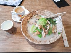 鸡扒米线-至尊堡餐厅(东涌路店)