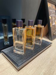-法国娇兰精品店