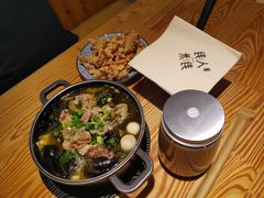 -线人米线(桂林路店)