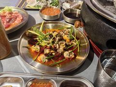 -围炉肉舍•炭烤活鳗•丹东海鲜烤肉(步行街店)