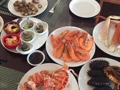 -荣誉国际酒店-云顶旋转餐厅