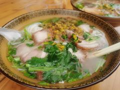 -肇兴特色牛肉粉