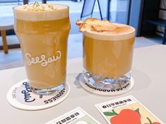 栀子花梨香拿铁-Seesaw Coffee(上生新所店)