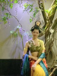 -盘子女人坊生日照·摄影馆(华强店)