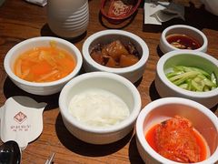 -萨拉伯尔(燕莎友谊商城店)