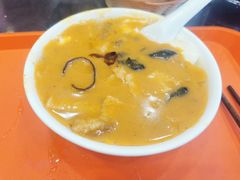 胡辣汤豆腐脑两掺-方中山胡辣汤(成都首店)