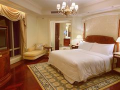 -广州富力丽思卡尔顿酒店