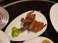 脆皮香燒乳鴿-北京四季酒店·采逸轩