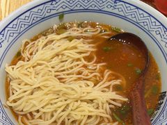 -魔都三兄弟酸辣粉·蘸卤炸串(虹桥万科店)