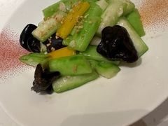 蒜蓉炒海南丝瓜-闻见中国海南菜(K11店)