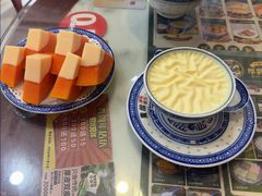 -广信牛奶甜品世家(台东店)