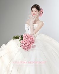 -薇薇新娘婚纱摄影连锁品牌(瘦西湖店)