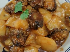 鲍鱼肉焖土豆-张会海鲜饭店(东戴河店)