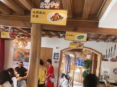 大堂-隔壁老王·家常云南菜(花巷店)