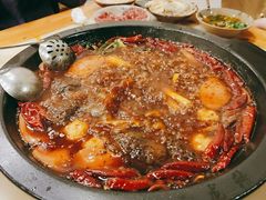 -黄潇洒老火锅(九眼桥宏济巷店)