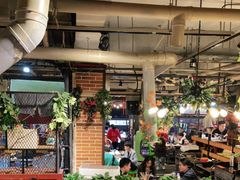 大堂-钢管厂歆瑞源油卤串串香(春熙路太古里店)