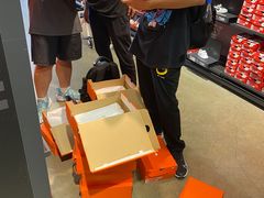 -NIKE上海青浦优选体验店