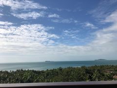 -三亚湾海居铂尔曼度假酒店