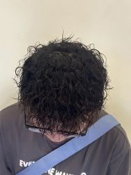 -米娜男士新国潮理发馆