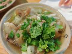 -谢老五跷脚牛肉·非遗传承店