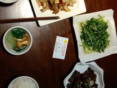 杏鲍菇抄培根+野山菌菇煲+鸡毛菜+虾爆鳝-19号私房菜(云南路店)