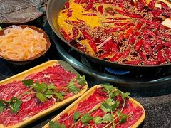 -渝嘴小老弟老火锅(华新村店)