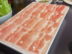 -鲜入唯煮·港式海鲜牛肉火锅(金宝街店)