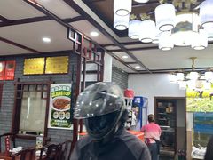 -湖南人家湘菜馆(镇江路店)