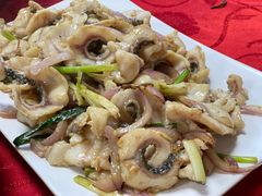 两食生鱼(炒鱼片和香菜豆腐汤)-香江农家乐饭店