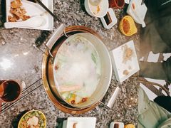 -一席地·本地鸡窝·杭帮鸡火锅(萧山银隆百货店)